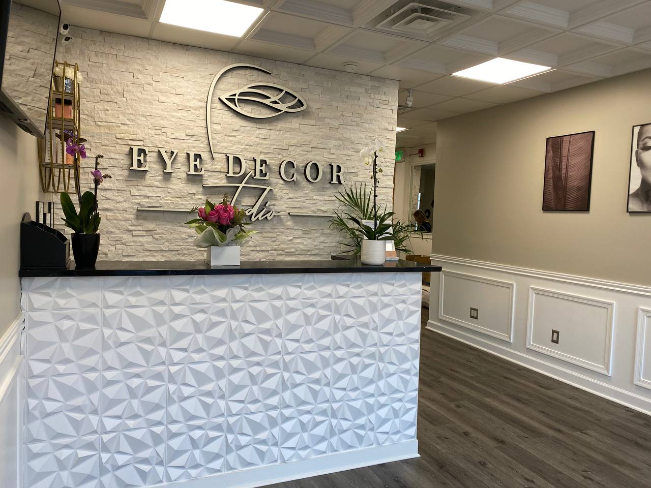 Eye Decor Studio reception, Cranford NJ